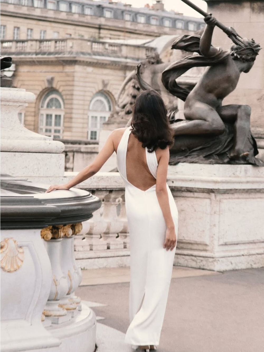 Elegant White Backless Maxi Dress - Timeless Evening Gown